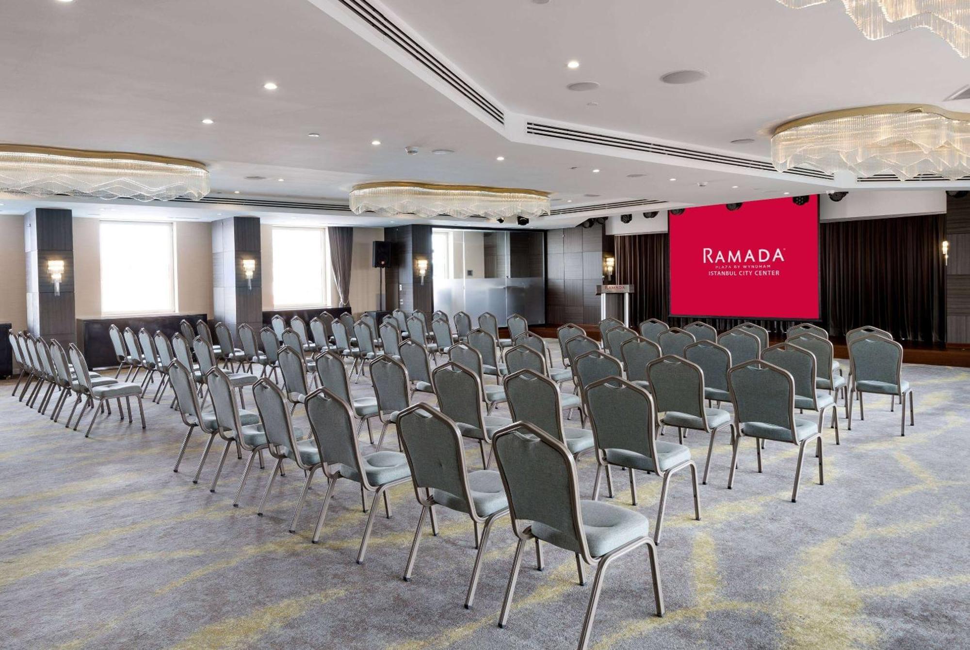 ホテル ラマダ プラザ バイ ウィンダム イスタンブール シティ センター エクステリア 写真 Meeting room